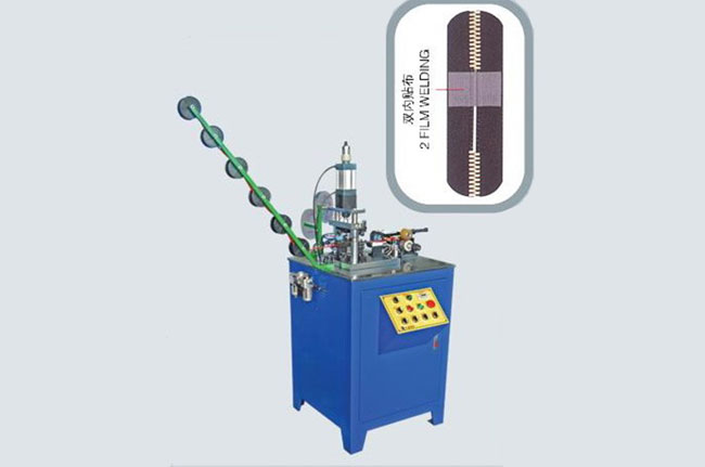 全自動雙內貼布機（TYM-205M）