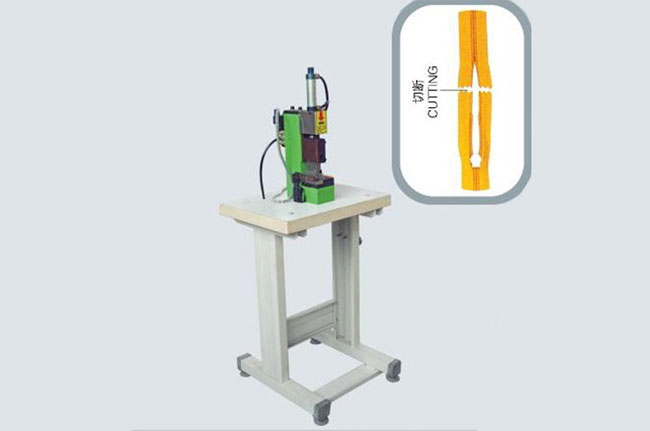 Полуавтоматическая Застежка-молния машина для резки зигзагом(TYM-212I)